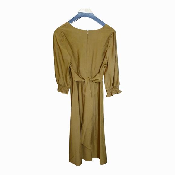 Gilli Womens Tie Waist Smocked Camel Colored Midi Dress Size Medium NWT - Picture 2 of 6